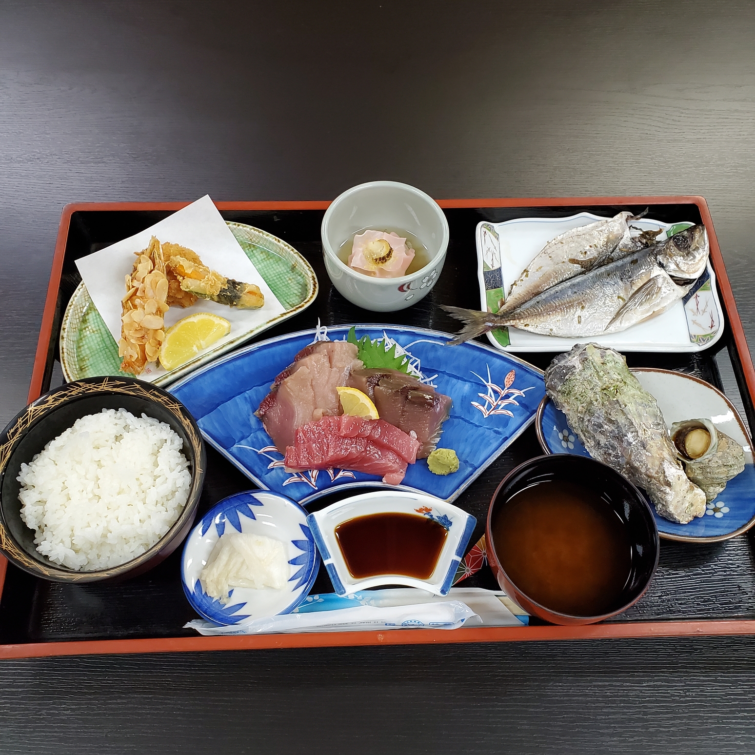 秀丸花ごころ〜絶景に心をゆだね海の恵みを食す宿〜 8枚目のサムネイル